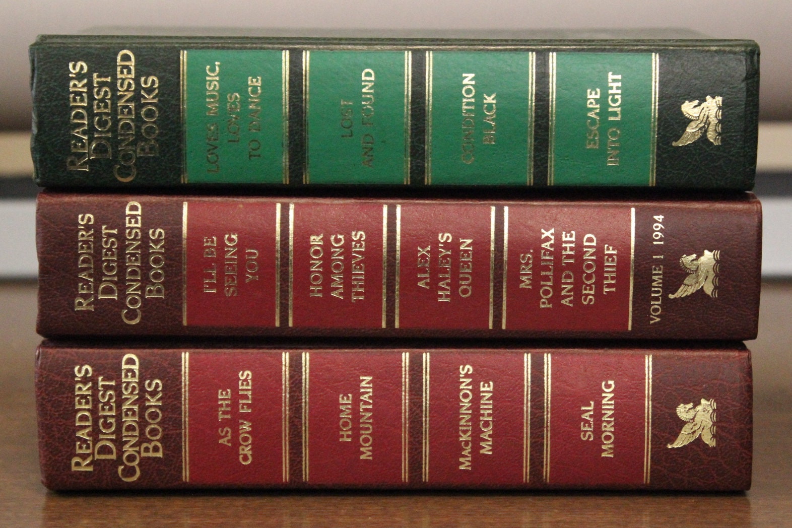 Vintage Best Sellers Readers Digest Condensed Books 2 Volumes Oliver Story,  More