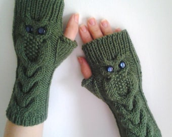 Green Owl Hand-Knitted Fingerless Gloves/Winter Accessories /Gifts İdeas / Gifts for women/WORLDACCESSORY