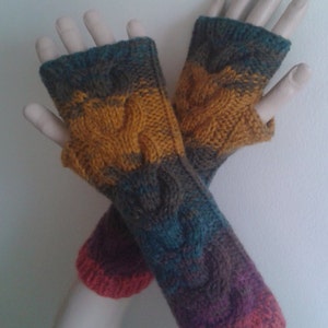 Batik Color Fingerless  Fingerless Knit Gloves, Arm Warmers, Winter Gloves, Knit Gift, Texting Gloves, Photography Gloves / WORLDACCESSORY