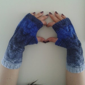 Christmas/ Fingerless Gloves Mittens/Knit / Teal Wool / Arm Warmers / blue gloves / Women&#39;s Winter Gloves / WORLDACCESSORY