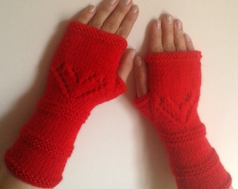 Hearted glove/ crochet gloves,Fingerless gloves, handmade gloves, red, cuff, Winter Accessories /Women /WORLDACCESSORY
