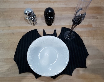 4 - 6 -8 or 12 Bat Placemats Handmade Vampire Goth Halloween Dinner table Spooky Creepy