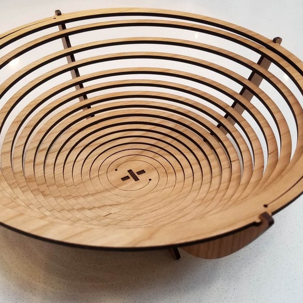 Large Round (9.5 inch) Spiral Basket Design File, 1/8th (3 mm) Material, SVG Laser Design Files, Great for Glowforge or Other Laser.