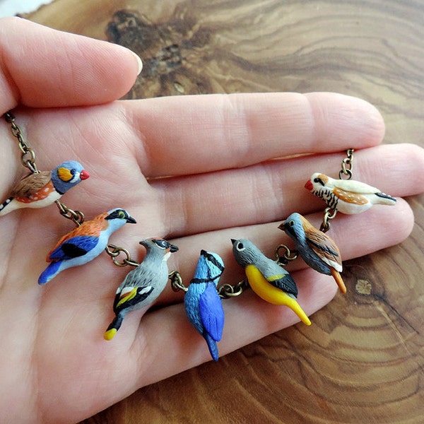 Collier petits oiseaux - jolies perles - bijoux en pâte polymère - perles faites main - collier coloré - oiseaux miniatures