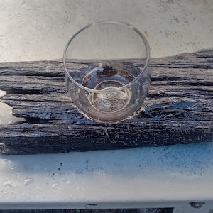 Votive tea candle holder