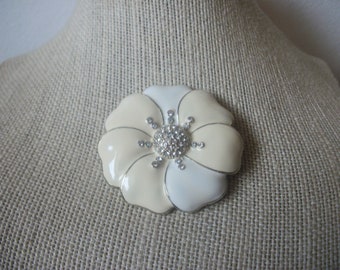 Vintage Jewelry, Cream Beige, White Enameled, Clear Crystals, Flower Floral,  Brooch Pin 72116