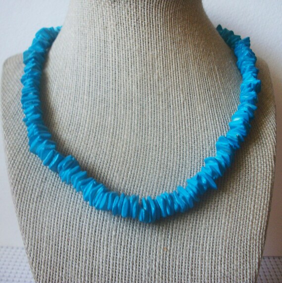 Retro Turquoise Blue Dyed Shell Chips 18" Necklace