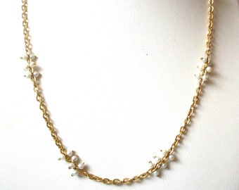 Pearl and Gilt Metal Chain Drop Necklace – Vintage Couture