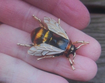 Vintage Jewelry Beautifully Detailed Realistic Enamel Bee Pin Brooch 022721 Gift For Her Wife