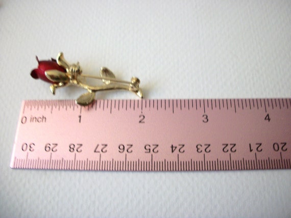 Vintage Jewelry Gold Tone Red Rose Pin 71218A - image 3