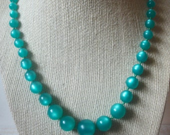 Vintage Jewelry Moonglow Lucite Vibrant Teal Green 18" Long Necklace 110920