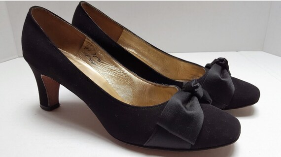 Beautiful ~ Andrew Gellar ~ 1960's ~ Evening Shoes