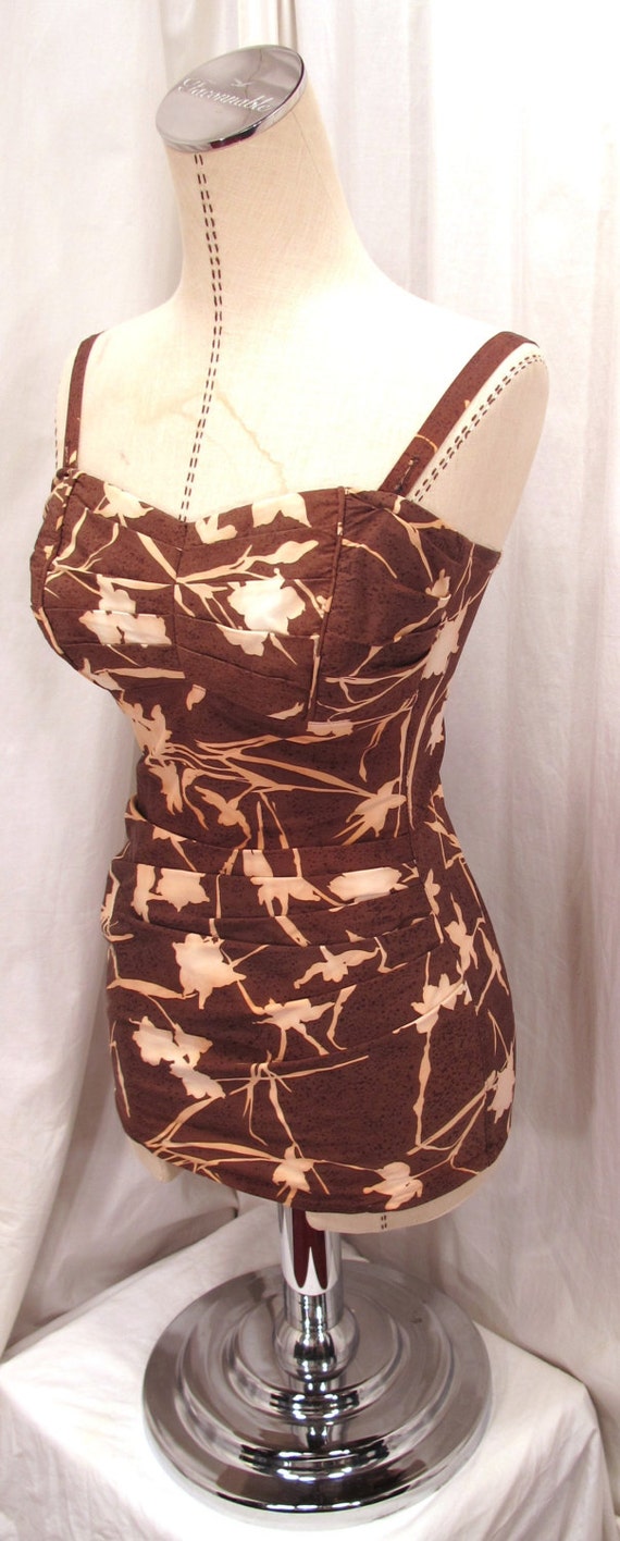 Women's Vintage Amazing 1940's 1950's Bombshell Ti