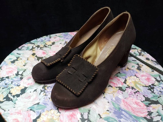 Brown ~ Suede ~ Shoes ~ Vintage ~ 1940's ~ Classic
