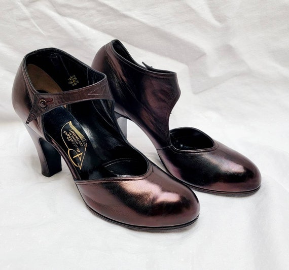 Vintage Women's Shoes ~ Iridescent Purple to Blac… - image 1