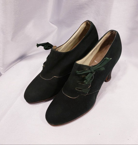 Vintage Women's ~ Incredible ~ Suede ~ Lace Up ~ … - image 3