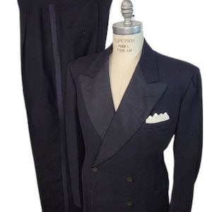 Mens ~ Vintage ~ Tuxedo ~ Formal Wear ~ Black Tie ~ Silk Peak Lapels ~ Hourglass ~ Beautiful ~ Large Size ~ Must See!!!
