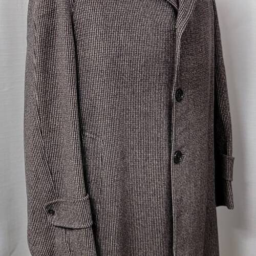 Mens shops ~ Vintage ~ Overcoat ~ Raglan Sleeve ~ Striped ~ Made in Argentina ~ 1950's ~ Coat