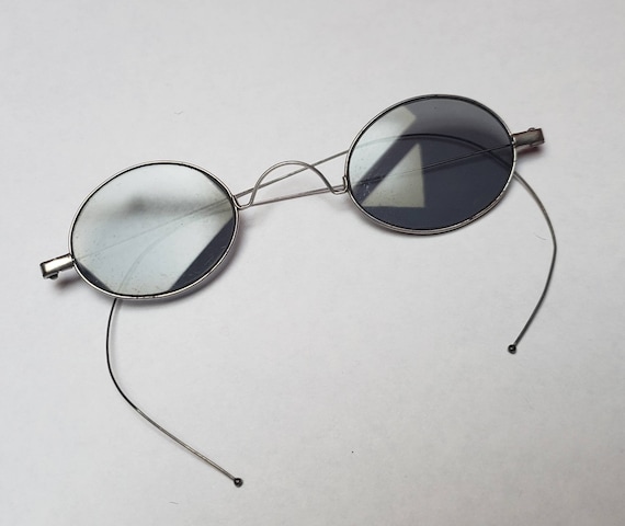 Vintage 1900's Men's Turn of Century Sunglasses G… - image 1