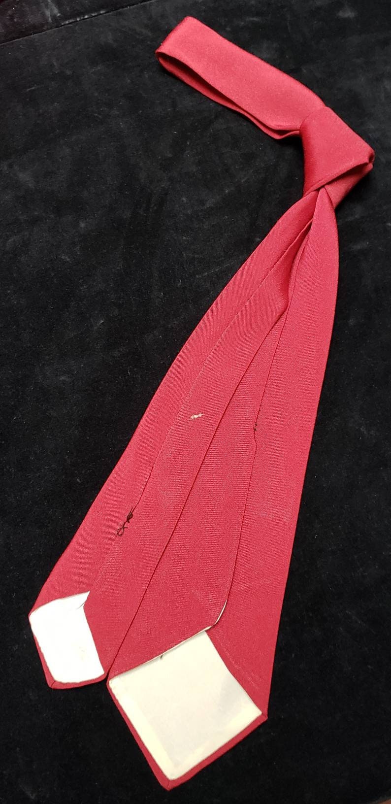 Car Dealership ~ 1950/'s ~ Wide ~ Advertising ~ Tie ~ Meadowbrook ~ Red and White ~ Shopping Center ~ Drive In Restaurant ~ Wow!