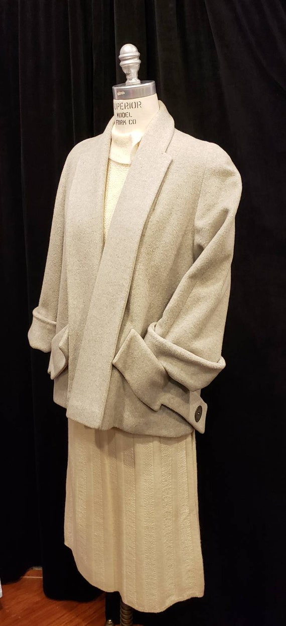 Grey Wool Swing Coat: Princess Lines, Flattering … - image 3