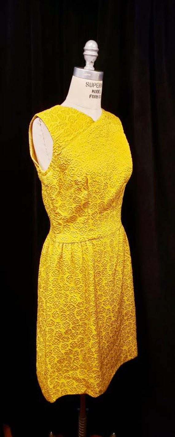 Vintage ~ Womens ~ Gold ~ Embossed ~ Dress & Coat… - image 10