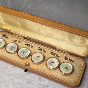 Vintage Buttons 1910 1940 - Etsy