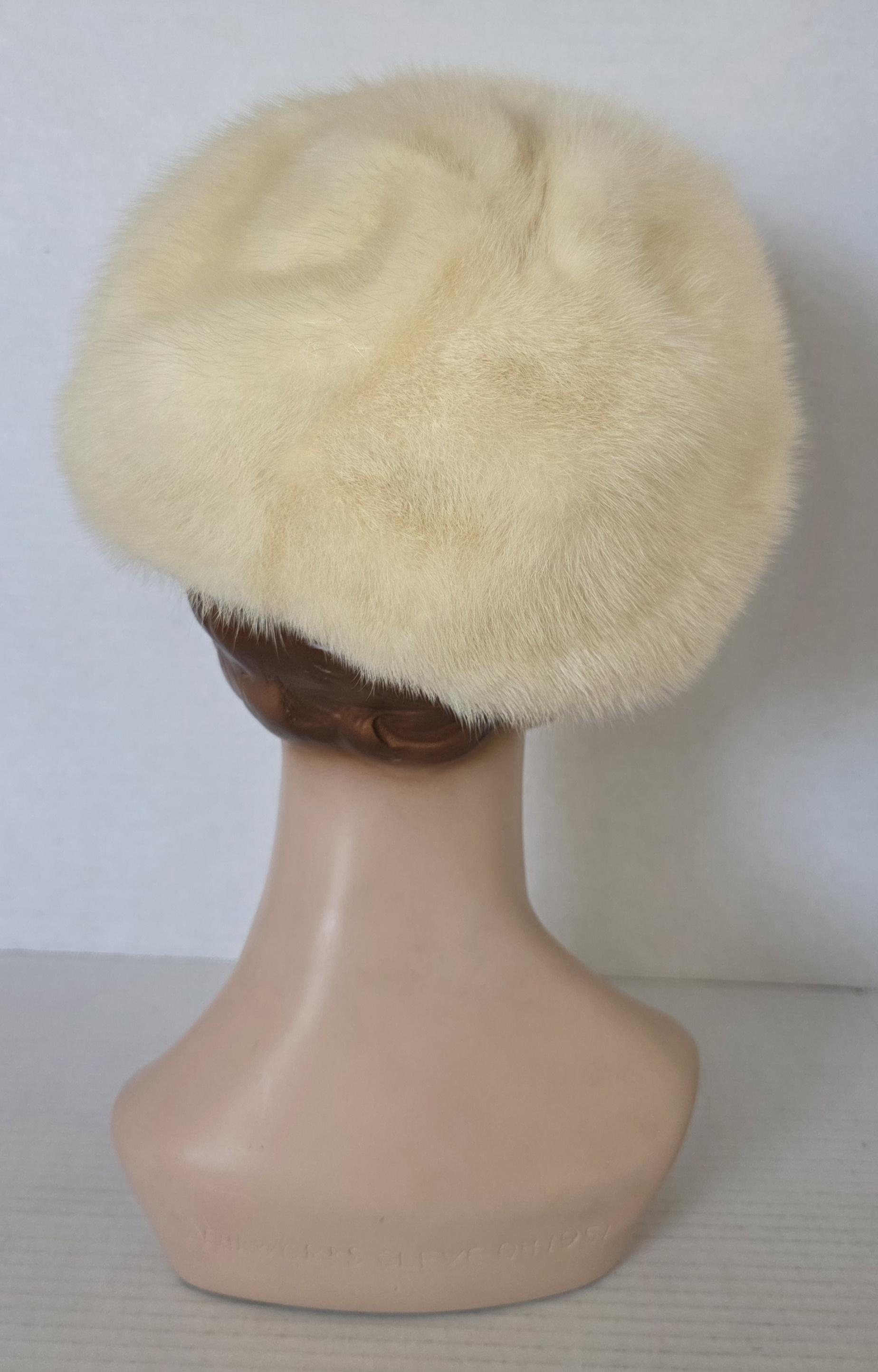 Vintage Winter White Fur Pill Box Hat and Scarf Set Vintage Blonde Mink Pillbox Hat With Bow – Very Breezy main image 2