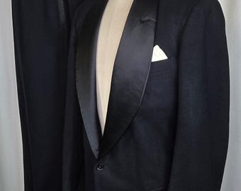 Vintage Mens Tuxedo Super Wide Real Silk Shawl Collar Lapels Single Breasted Made in USA Large Size