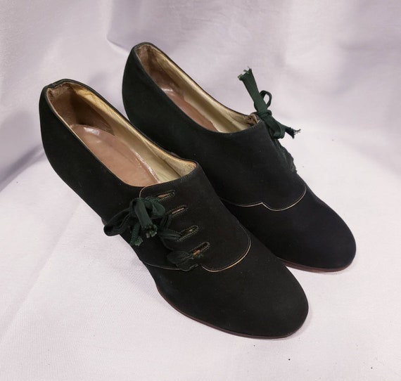 Vintage Women's ~ Incredible ~ Suede ~ Lace Up ~ … - image 1