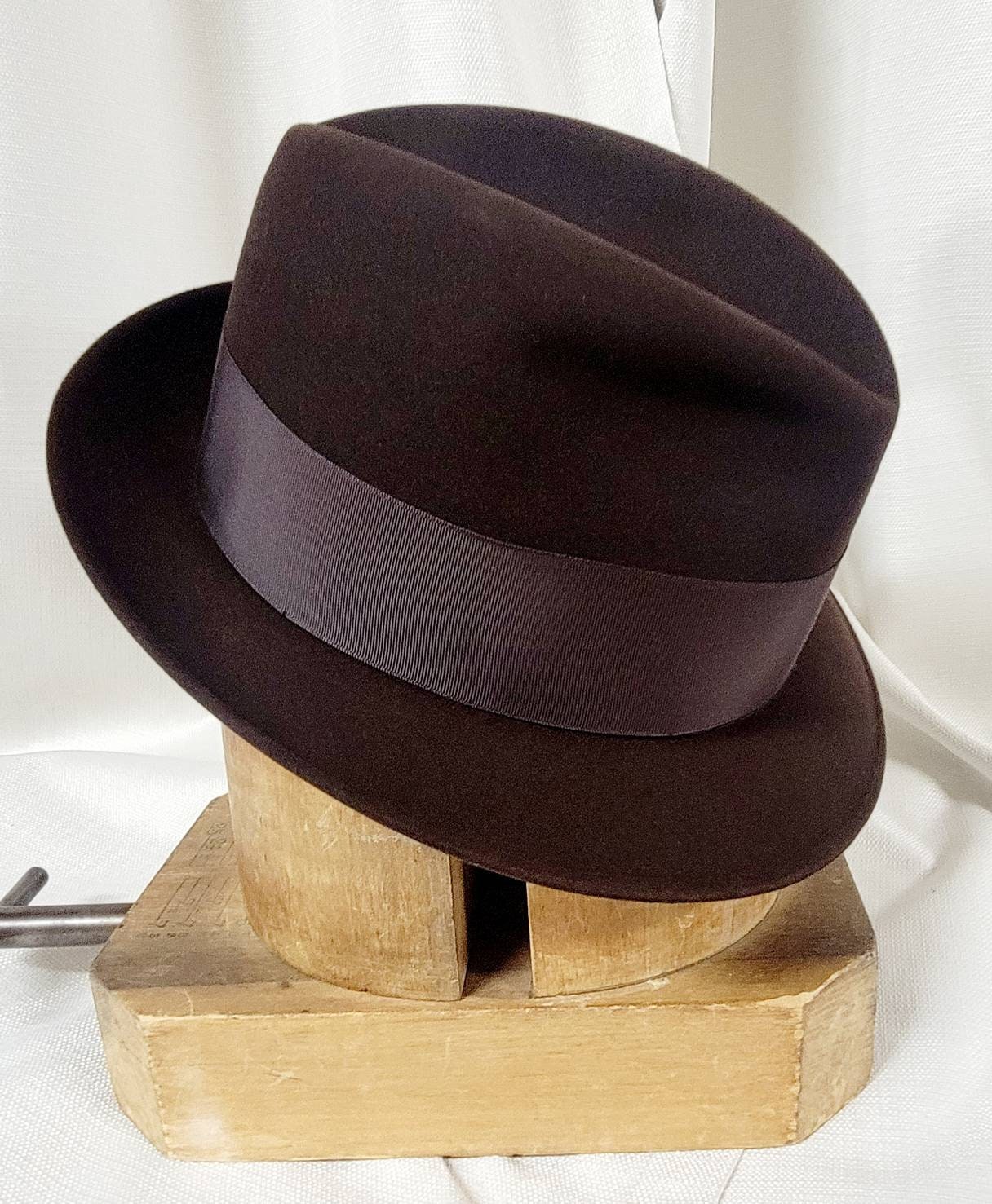 推定50年代 DOBBS guild edge hat fedra Vintage Men's Dobbs Brown Fedora Rat Pack Guild Edge 7 1/8 Clean