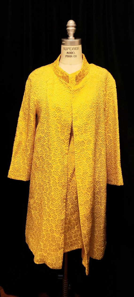 Vintage ~ Womens ~ Gold ~ Embossed ~ Dress & Coat 