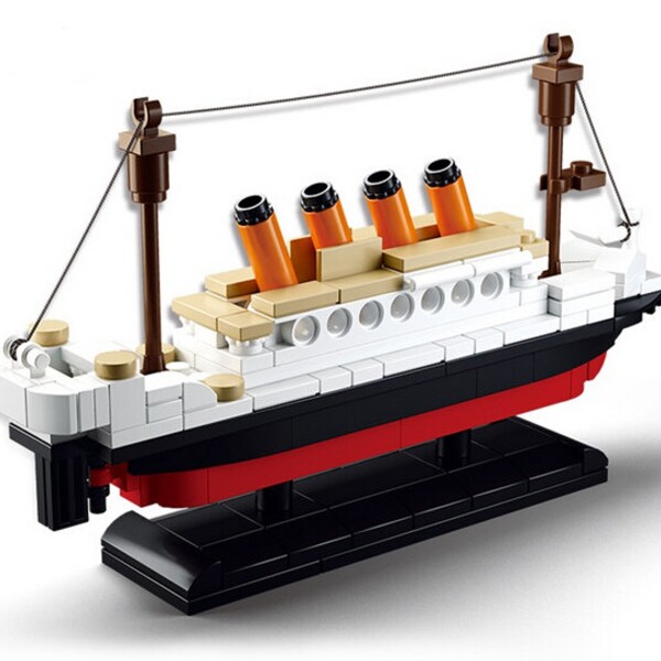 Titanic Ship - Brick Set