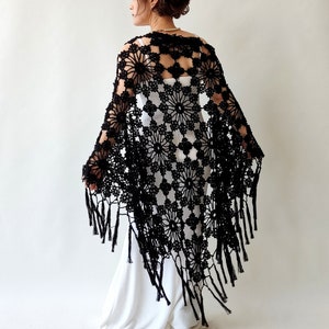 Scialle di cotone nero, coprispalle da sera in pizzo, sciarpa boho con frange, coprispalle estivo, scialle da sposa, regalo per lei, coprispalle in pizzo all'uncinetto, fatto a mano