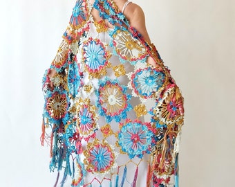 Chal bohemio multicolor, estola de encaje para la noche, bufanda con flecos hecha a mano.