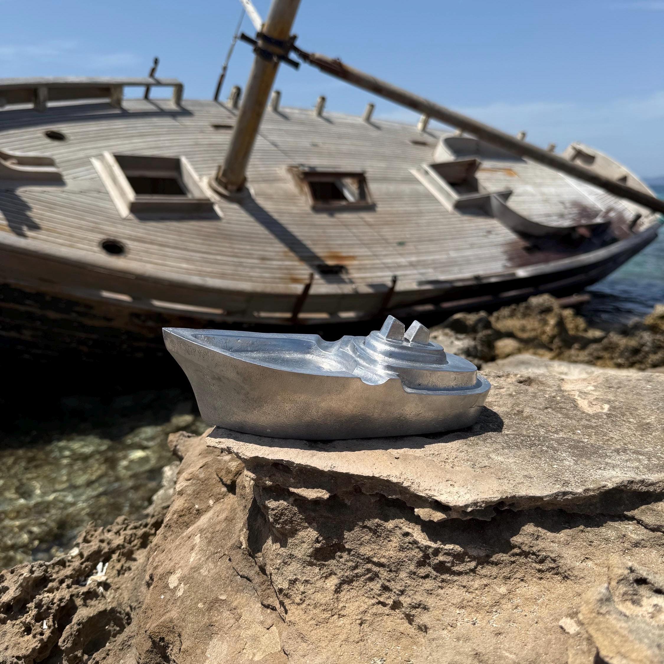 marine boat cigarette ashtray Boat Ocean Yacht Liner Cast Aluminium Ashtray marine boat cigarette ashtray Boat Ocean Yacht Liner Cast Aluminium Ashtray