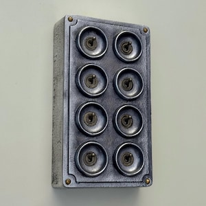 8 Gang 2 Way Toggle Light Switch | Cast Aluminium Surface Mounted Industrial Conduit Switch