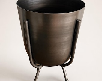 Pewter Grey Indoor Plant Pot & Stand | Small Metal Planter