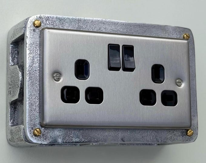 Brushed Steel Double Switched 13A Power Socket 230V 2 Gang 2G Socket Cast Metal Conduit Switch Industrial