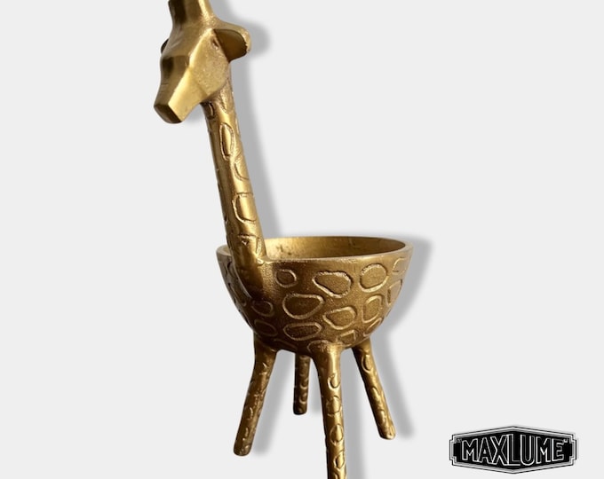 Maxlume - Giraffe Solid Cast Brass Metal Planter Pot for Succulents & Plants | Safari Planter | Animal Pot | Unique Planter |