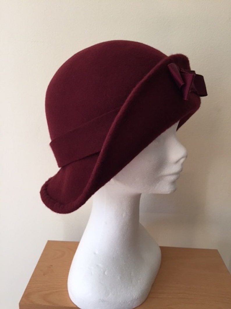 1920s Style Wine Felt Cloche Hat, Winter Cloche Hat, Retro Cloche, Vintage Inspired Hat, Flapper Hat, Art Deco Hat image 3