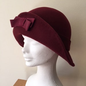 1920s Style Wine Felt Cloche Hat, Winter Cloche Hat, Retro Cloche, Vintage Inspired Hat, Flapper Hat, Art Deco Hat image 1