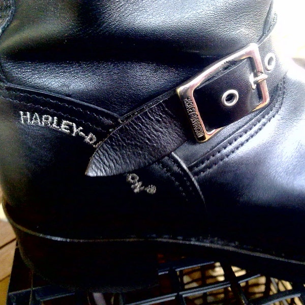 Reserved for Luciano  Harley Davidson   !!! Harley Davidson leather boots with straps