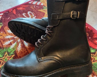 Gevechtslaarzen Italiaans leger Vintage jaren 80 1986 deadstock nooit Gebruikt, lederen Anfibi, 10 gaten voor veters. Voor je punklook. N 41 EU Davos zolen