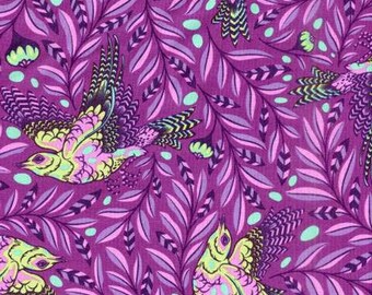 55 x 55cm - Tula Pink PWTP099 Spirit Animal Re-Tweet Lunar Glow Cotton Fabric - OOP Rare