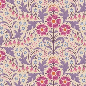 Puede incluir: Un patrón floral repetitivo con flores y follaje estilizados en tonos rosa, morado y azul sobre un fondo crema. El diseño incluye grandes arreglos florales simétricos y pequeños acentos florales.