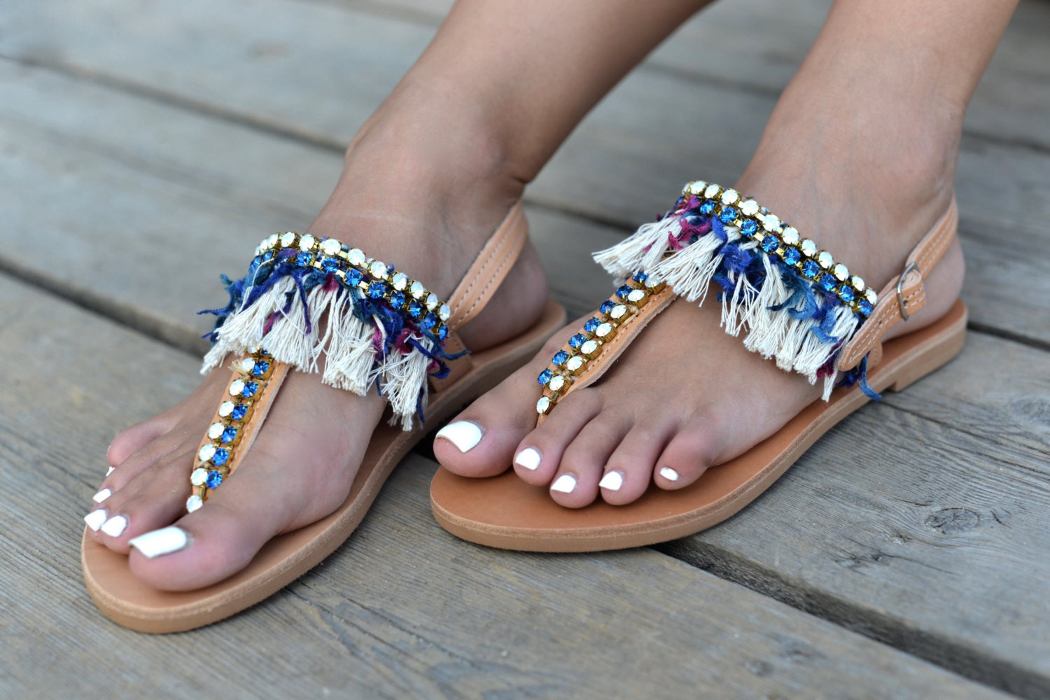 royal blue nike sandals