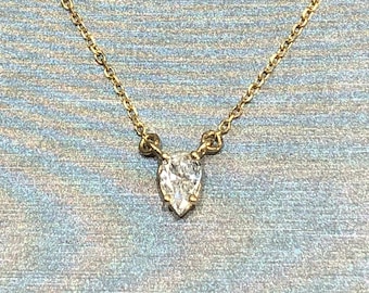 14K oro amarillo pera en forma de diamante collar - collar de piedra única - forma de pera diamante colgante dainty capa collar regalo para ella