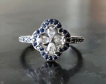 Anillo de trébol de diamante y zafiro - anillo de diamantes de zafiro azul de oro blanco de 14 qt - anillo de declaración de trébol
