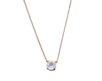 Collar con colgante solitario de piedra lunar de 14 quilates: collar con piedra lunar arcoíris en oro rosa, amarillo y blanco: regalo de piedra natal de junio para ella
